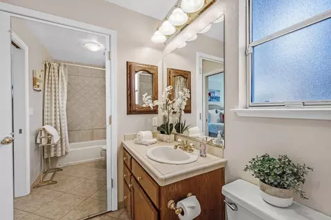 Bath - 48875 Chenin Blanc Dr, Fremont, CA 94539 photo 6 of 7