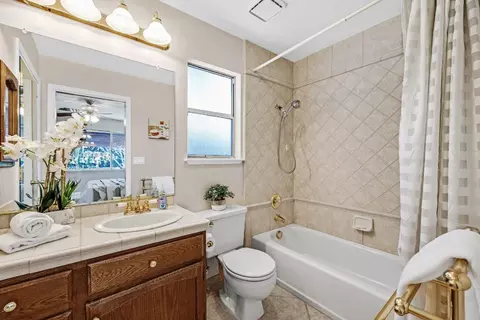 Bath - 48875 Chenin Blanc Dr, Fremont, CA 94539 photo 5 of 7
