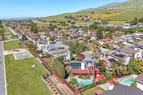 View/Area - 48875 Chenin Blanc Dr, Fremont, CA 94539 photo 10 of 14
