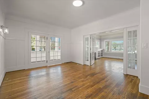 Living - 111 5th St, Gilroy, CA 95020 photo 3 of 4
