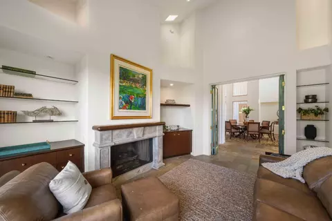 Living - 17 Ashdown Pl, Half Moon Bay, CA 94019 photo 6 of 8