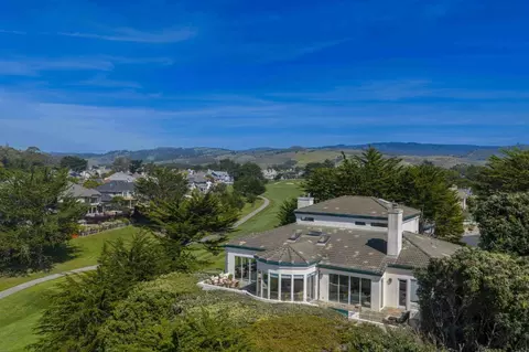 View/Area - 17 Ashdown Pl, Half Moon Bay, CA 94019 photo 1 of 2