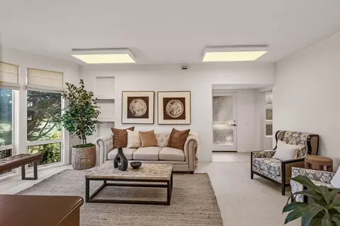 Living - 17 Ashdown Pl, Half Moon Bay, CA 94019 photo 7 of 8