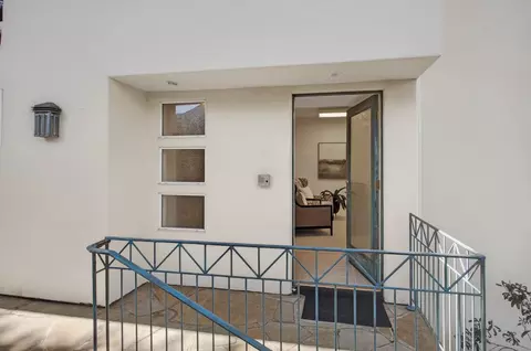 Entry Way - 17 Ashdown Pl, Half Moon Bay, CA 94019 photo 4 of 4