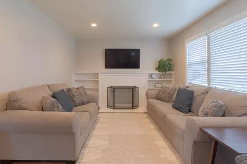 Reata St, Salinas, CA 93906 photo 8