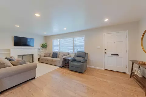 Reata St, Salinas, CA 93906 photo 7