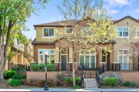 414 Tasman Dr, Sunnyvale, CA 94089
