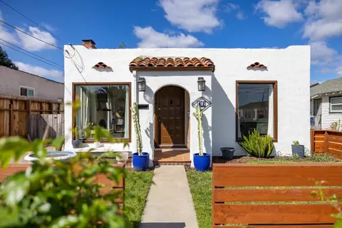 62 Buena Vista St, Salinas, CA 93901