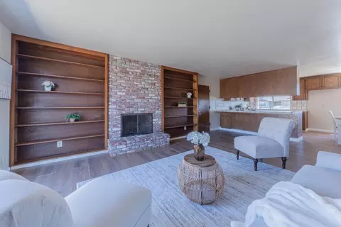 Living - 611 Argentine Dr, Salinas, CA 93905 photo 4 of 5