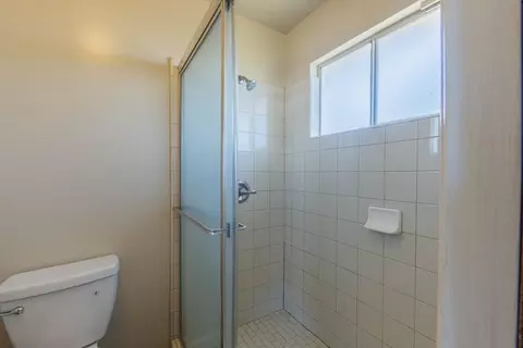 Bath - 611 Argentine Dr, Salinas, CA 93905 photo 2 of 3