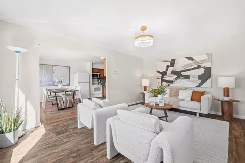 701 N Rengstorff 7, Mountain View, CA 94043