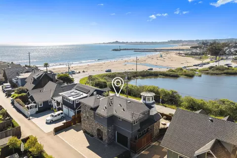 2974 E Cliff Dr, Santa Cruz, CA 95062