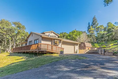 6959 Valle Pacifico Rd, Salinas, CA 93907