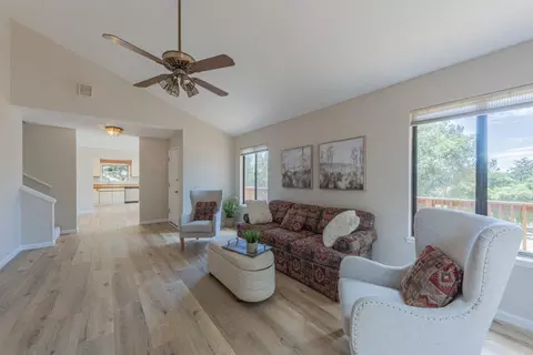 Living - 6959 Valle Pacifico Rd, Salinas, CA 93907 photo 1 of 3