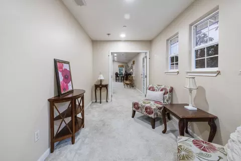 Entry Way - 18171 Berta Canyon Rd, Salinas, CA 93907 photo 4 of 5