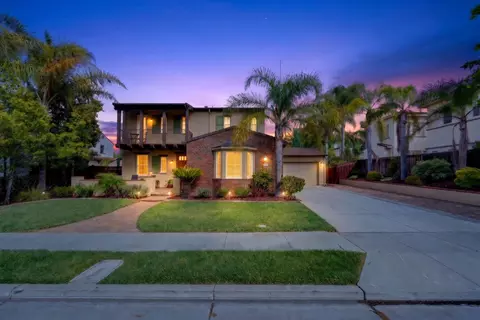 7532 Strath Pl, Gilroy, CA 95020