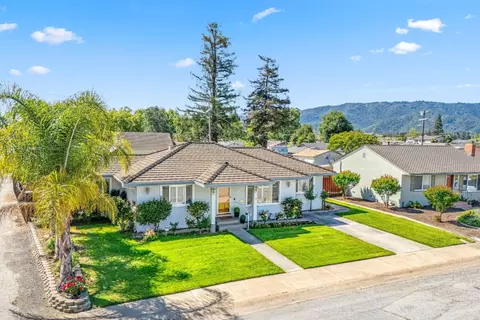 408 La Sierra Way, Gilroy, CA 95020