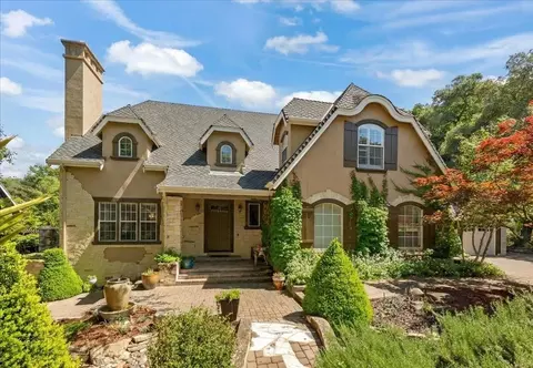 1880 Hollyhock Ln, Gilroy, CA 95020