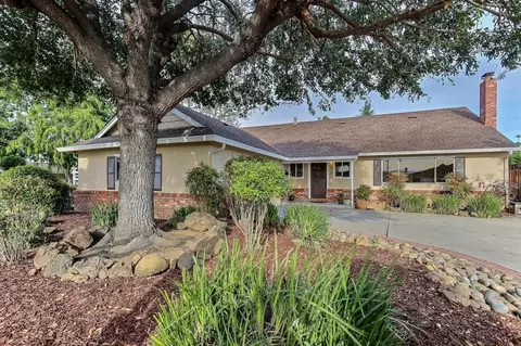 904 Del Monte Pl, San Jose, CA 95117