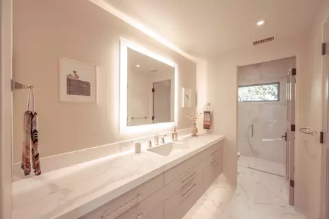 Bath - 1014 Broncho Rd, Pebble Beach, CA 93953 photo 1 of 5