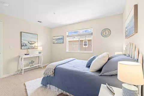 Bedroom - 1540 Rosette Way, Gilroy, CA 95020 photo 5 of 5