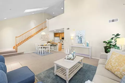 Living - 1540 Rosette Way, Gilroy, CA 95020 photo 4 of 4