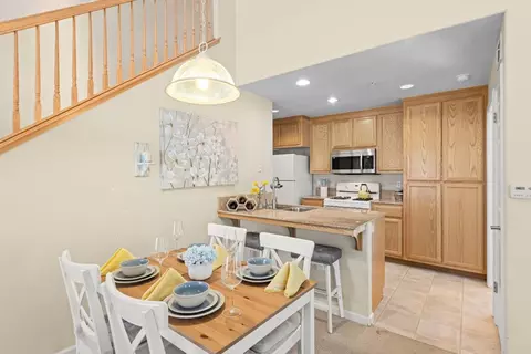 Dining - 1540 Rosette Way, Gilroy, CA 95020 photo 2 of 2