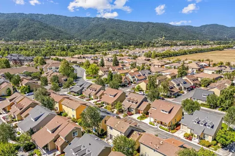 View/Area - 1540 Rosette Way, Gilroy, CA 95020 photo 3 of 12