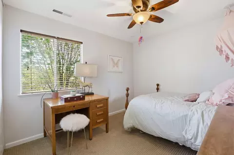 Bedroom - 9610 Eagle Vw, Gilroy, CA 95020 photo 4 of 7