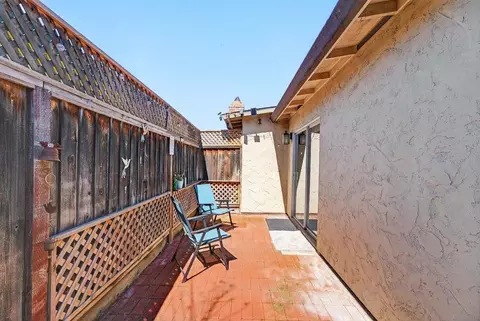 Exterior - 517 Tuttle Ave, Watsonville, CA 95076 photo 6 of 8