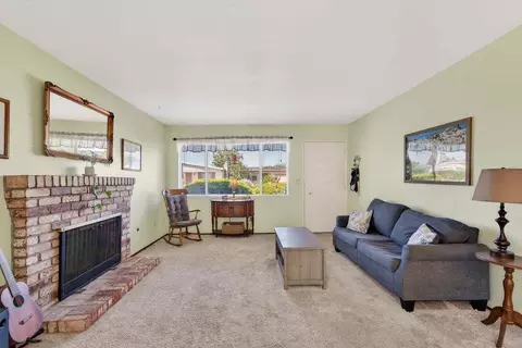 517 Tuttle Ave, Watsonville, CA 95076