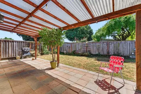 Exterior - 517 Tuttle Ave, Watsonville, CA 95076 photo 3 of 8
