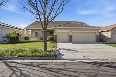 2076 Venezia St, Los Banos, CA 93635
