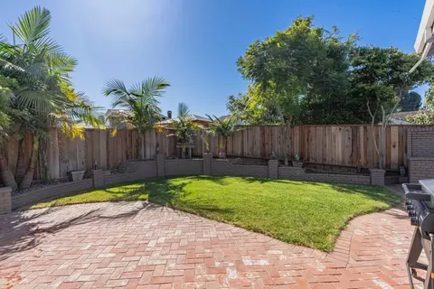 Exterior - 967 Hancock St, Salinas, CA 93906 photo 10 of 15
