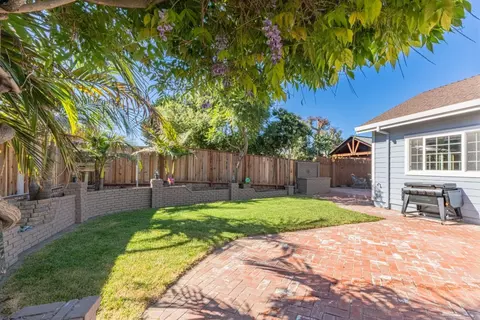 Exterior - 967 Hancock St, Salinas, CA 93906 photo 9 of 15