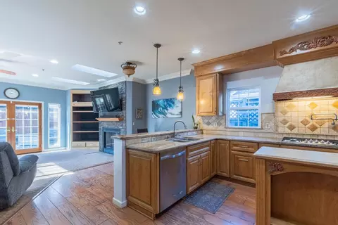 Kitchen - 967 Hancock St, Salinas, CA 93906 photo 1 of 5