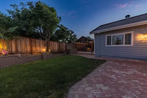Exterior - 967 Hancock St, Salinas, CA 93906 photo 6 of 15
