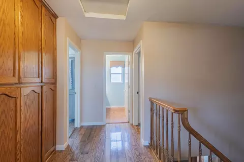 Entry Way - 967 Hancock St, Salinas, CA 93906 photo 6 of 6