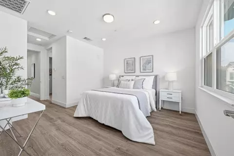 Bedroom - 323 Alviso Ter, Sunnyvale, CA 94085 photo 3 of 7