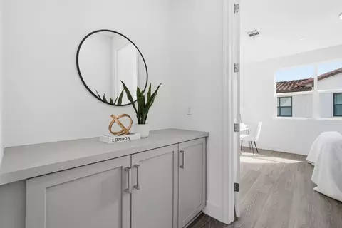 Entry Way - 323 Alviso Ter, Sunnyvale, CA 94085 photo 2 of 2