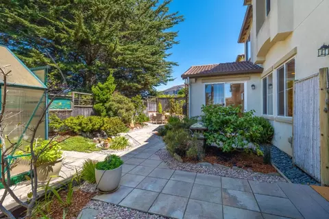 Exterior - 4460 Peninsula Point Dr, Seaside, CA 93955 photo 4 of 8