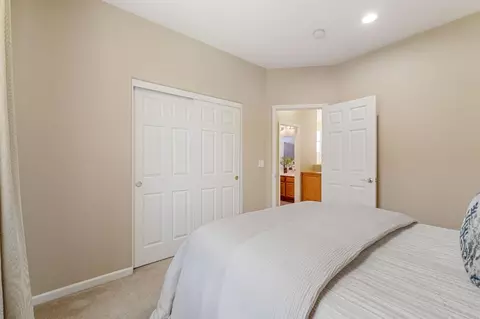 Bedroom - 4460 Peninsula Point Dr, Seaside, CA 93955 photo 3 of 7