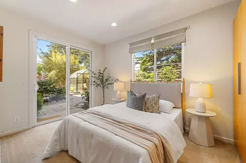 Bedroom - 4460 Peninsula Point Dr, Seaside, CA 93955 photo 1 of 7