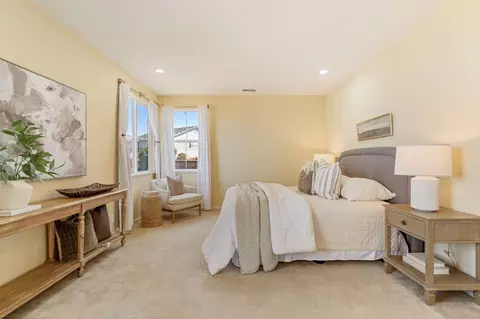 Bedroom - 4460 Peninsula Point Dr, Seaside, CA 93955 photo 6 of 7