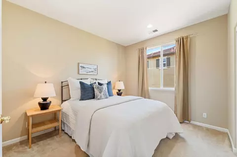 Bedroom - 4460 Peninsula Point Dr, Seaside, CA 93955 photo 2 of 7