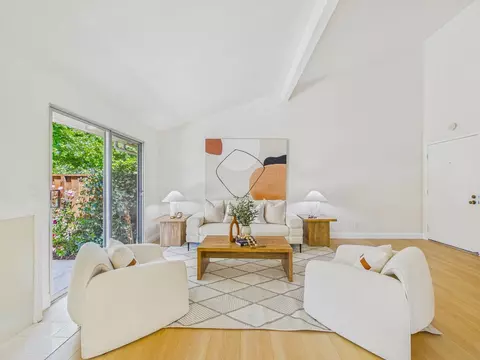 10939 Northshore Sq, Cupertino, CA 95014