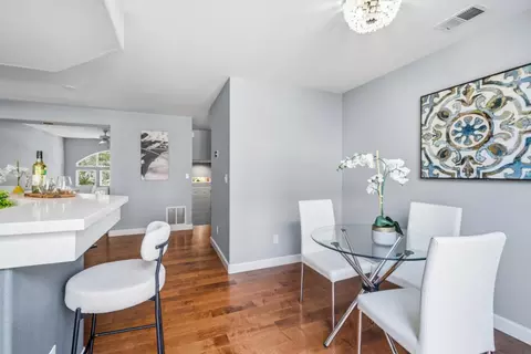 Dining - 71 Patrick Way, Half Moon Bay, CA 94019 photo 4 of 4