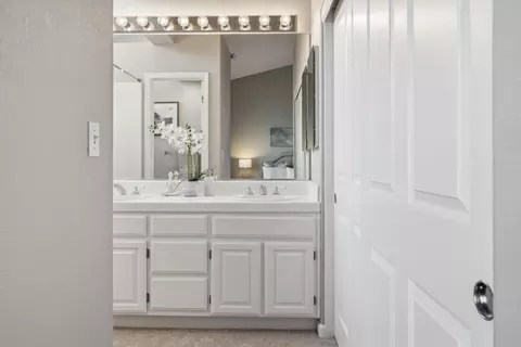 Bath - 71 Patrick Way, Half Moon Bay, CA 94019 photo 2 of 4