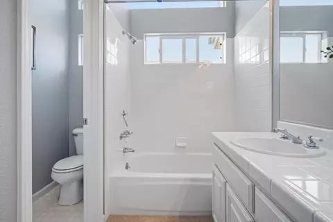 Bath - 71 Patrick Way, Half Moon Bay, CA 94019 photo 4 of 4