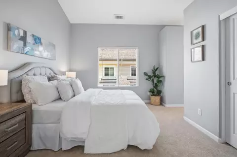 Bedroom - 71 Patrick Way, Half Moon Bay, CA 94019 photo 3 of 4
